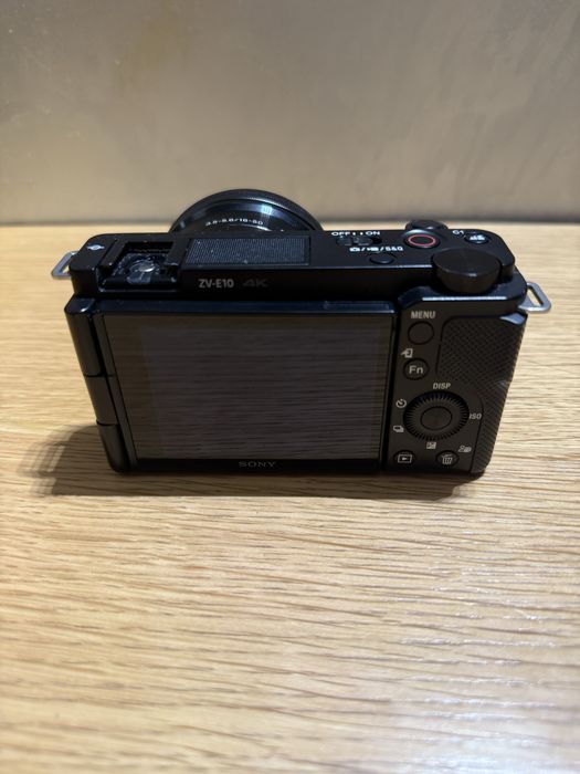 Фотоаппарат Sony ZV-E10 Kit 16-50 mm