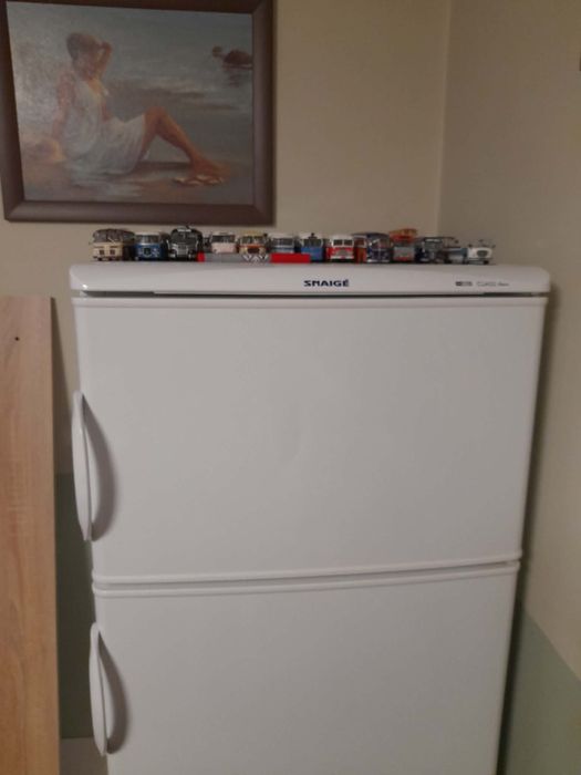 Хладилник с горна камера Snaige (Клас A++) – Като нов!
