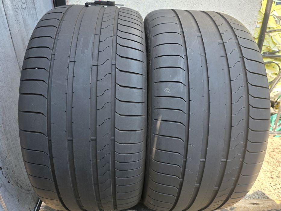 Vand două anvelope de vara Bridgestone  275 40 19 dot 4524