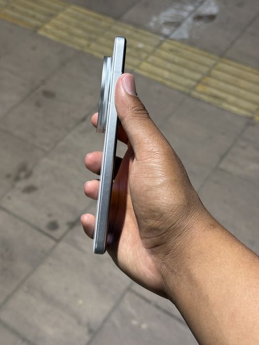 Vivo x200ultra 16/512 100%