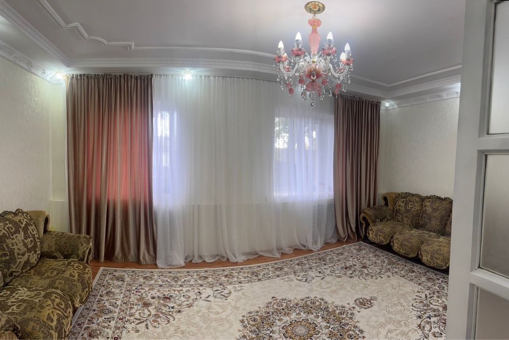 Продам дом в г. Аркалык (центр города).