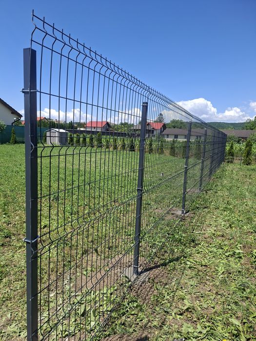 Construim garduri si porti