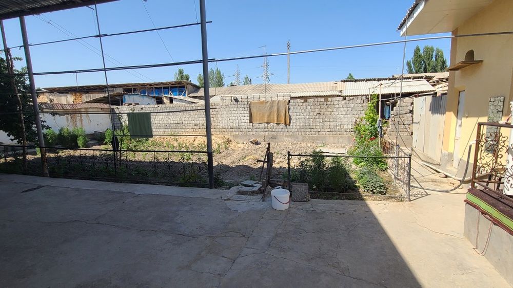 Ховли сотилади Уртачирчик туманида Продаётся участок