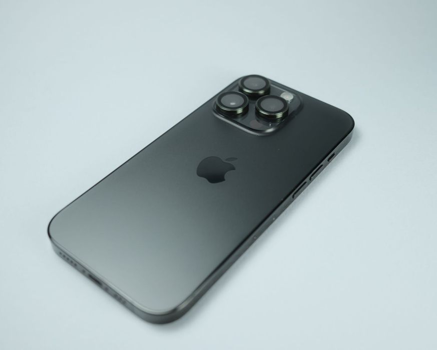 iPhone 14 Pro 256GB, Space Black, перфектно състояние,