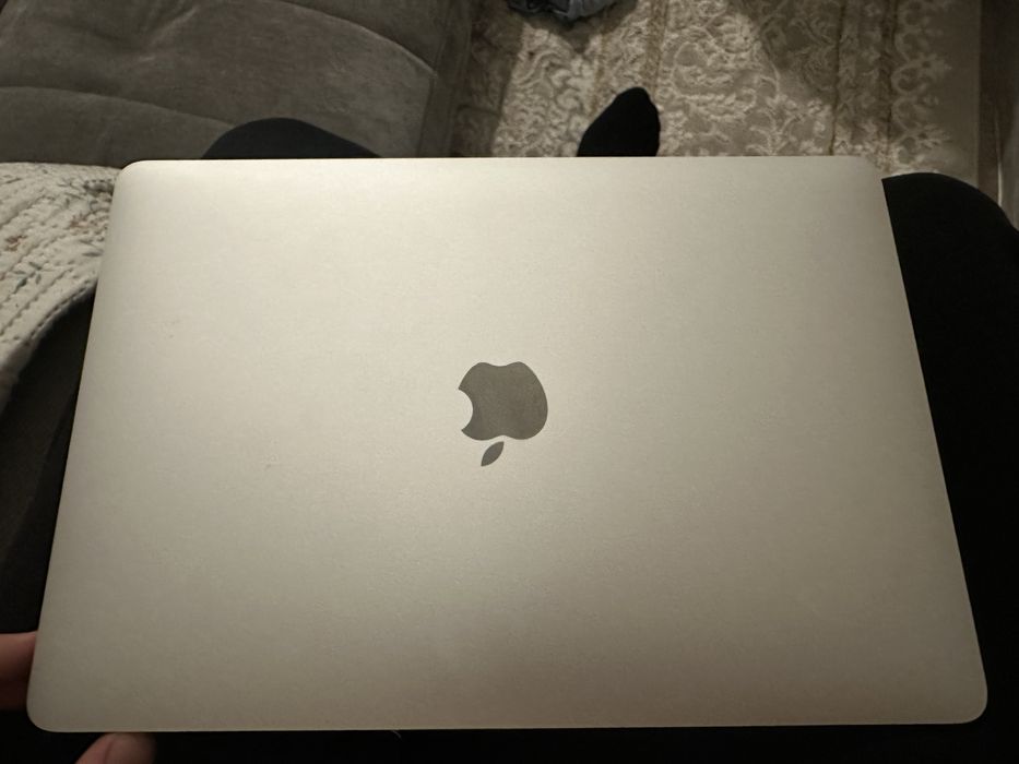 Macbook air m1 8/256