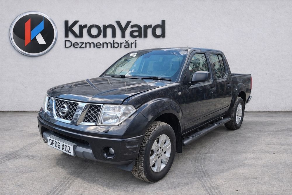 Bena Nissan Navara D40 2006 - 2010 Black Metallic GN0 (1634) Garantie