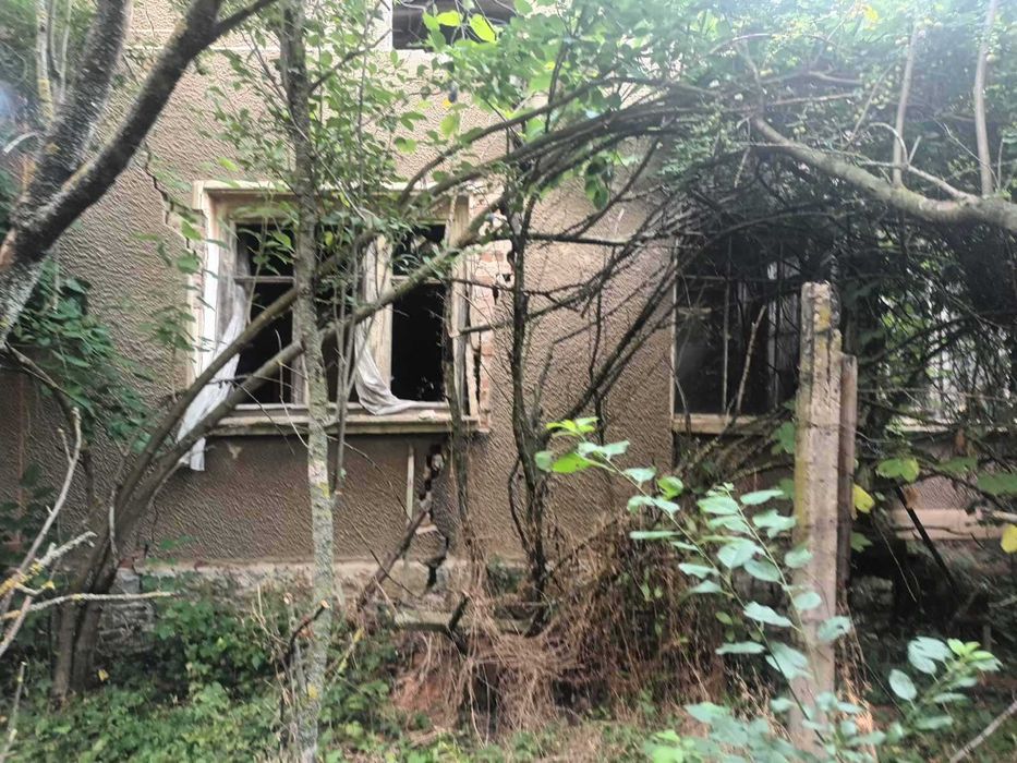 Продава се имот в село Якимово, община Якимово, област Монтана.