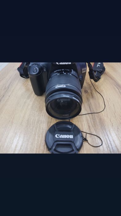 Срочно ПРОДАЁТСЯ CANON 1100D. Зеркальный фотоаппарат.