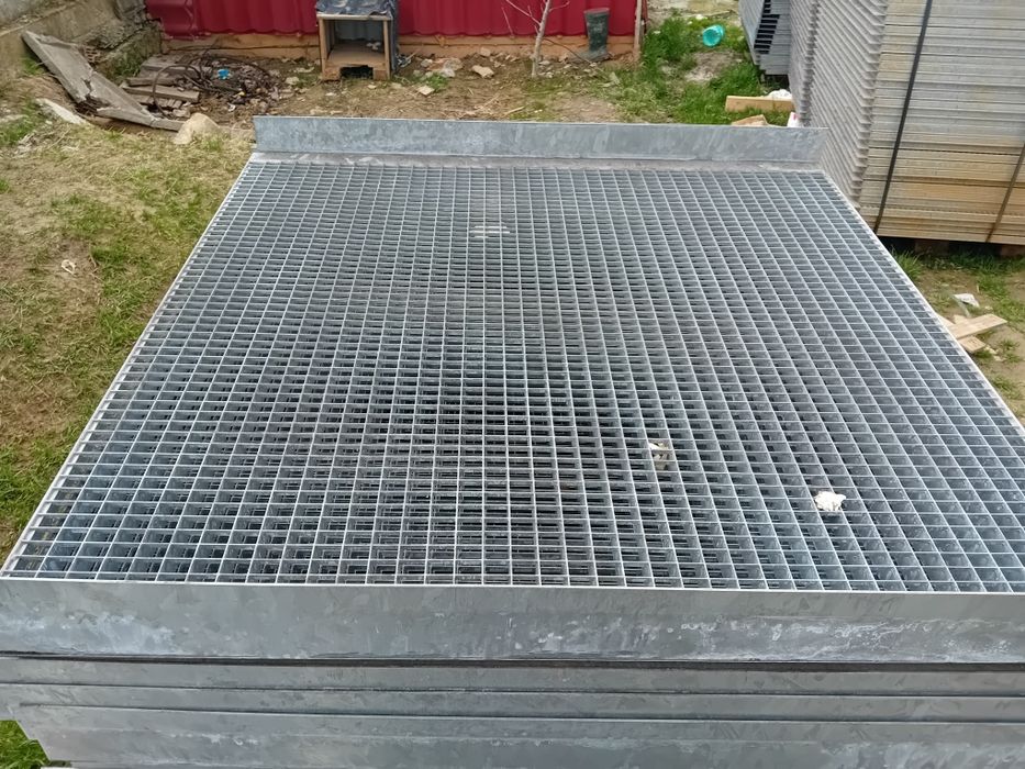 Grătare zincate 4mm grosime de spălătorie