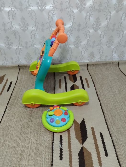 Ходунки и игрушка