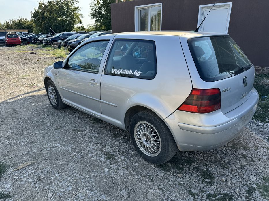 Голф 4 1.6 бензин автоматик само на части