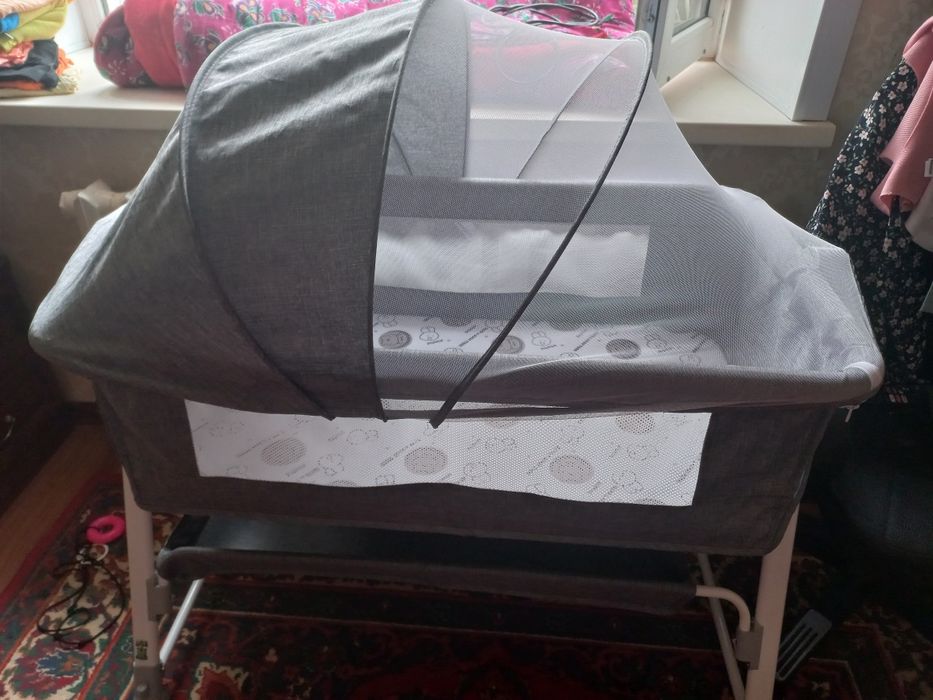 Приставная детская кровать-манеж