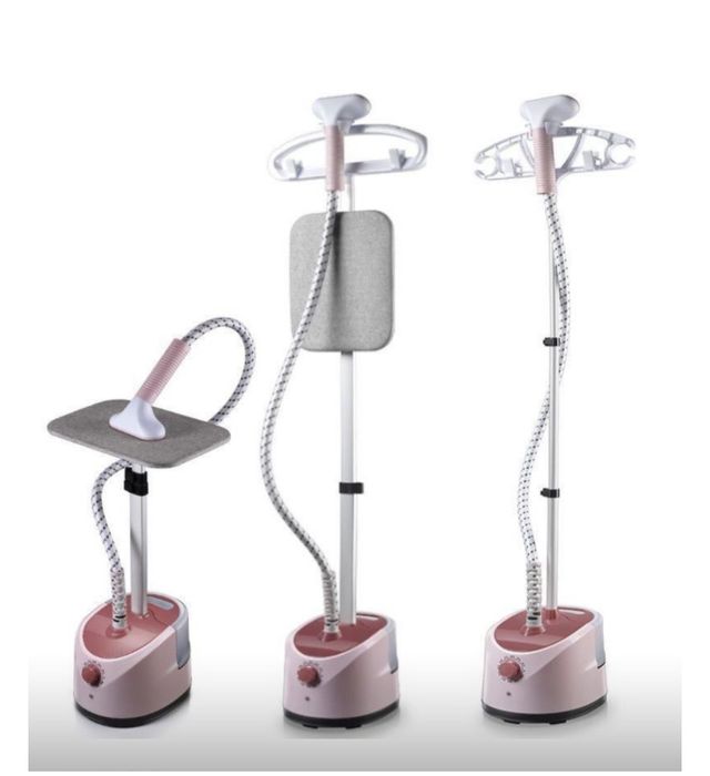 Паровый утюг с вешалкой