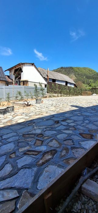 Vând Piatră sau Montez