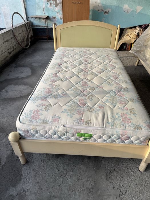 Продам односпальные кровати