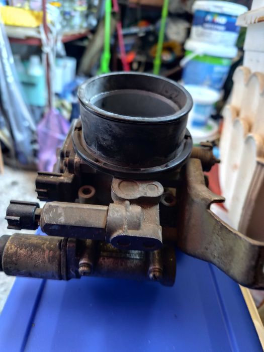 Дросел  за Нисан Примера  купе Р 10