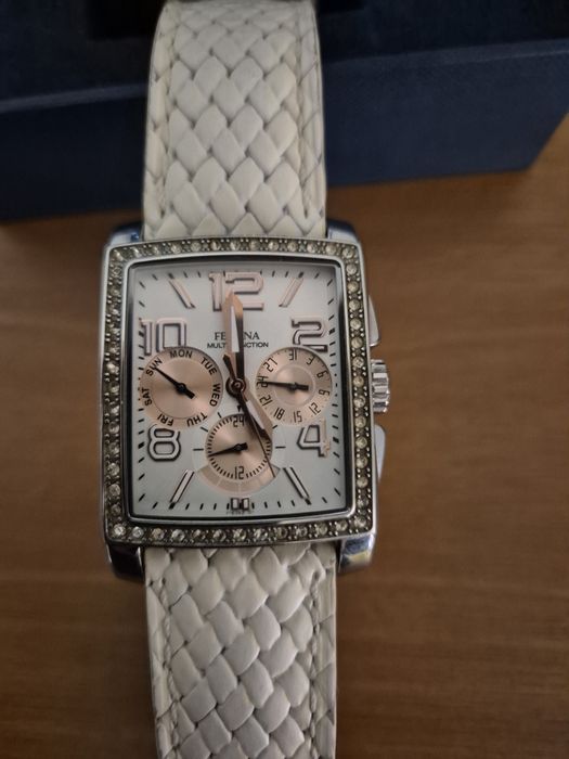 Festina-хронограф женски часовник