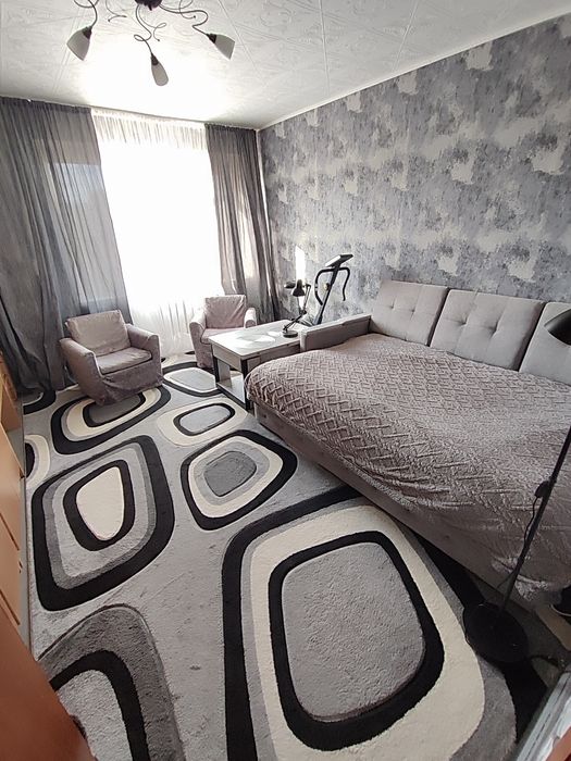 Продается 3-комн (5-9, 3 эт)