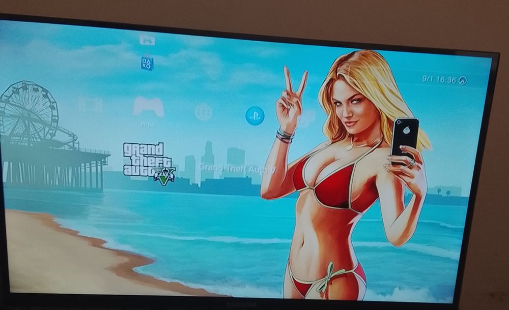 Playstation 3 10 диски в подарок