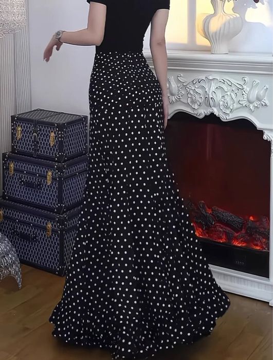 Юбка у горошек.