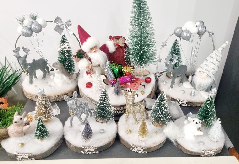 Коледни декорации с лед лампички