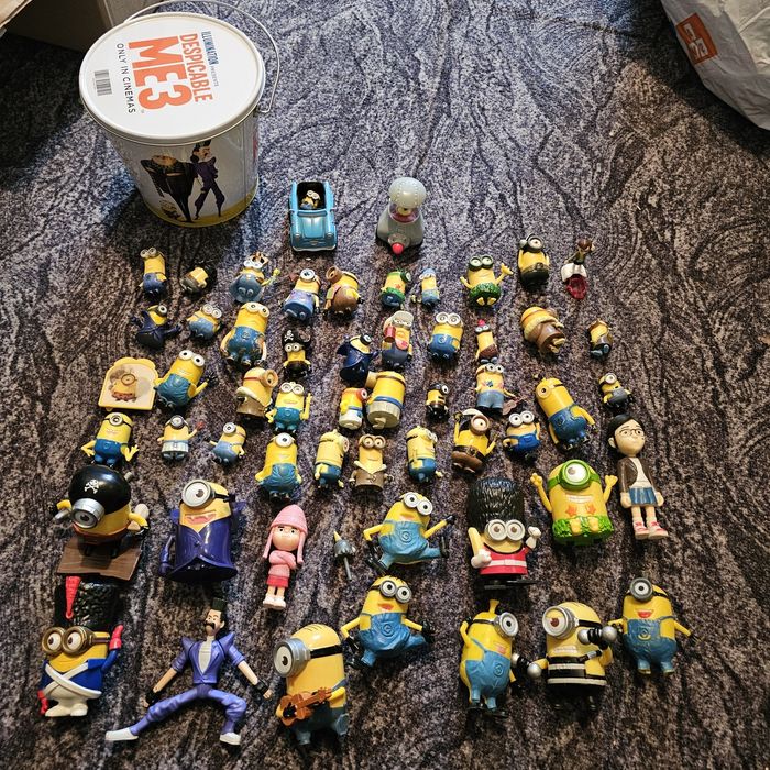 Екшън фигурки на миньоните.