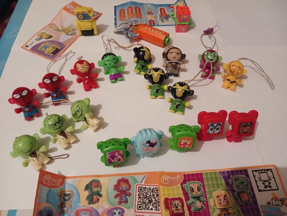 Продам фигурки из киндеров