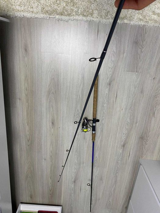 Комплект въдица FL 10/30 с макара и влакно