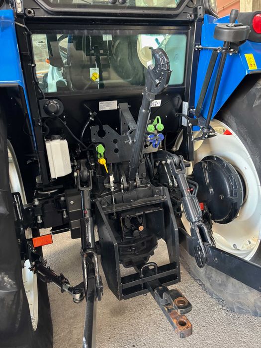 Tractor New Holland 115 CP T 5 115 an 2021 Claas Fendt Fiat Case John