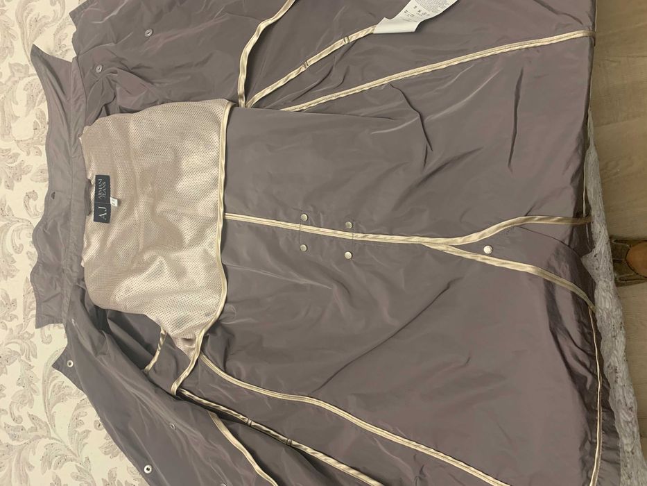 Плащ женский Армани