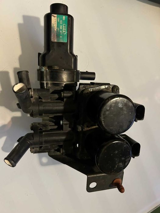 клапан парно водна помпа Audi A8 D3, 3.0tdi 2002-2010 г. #013S