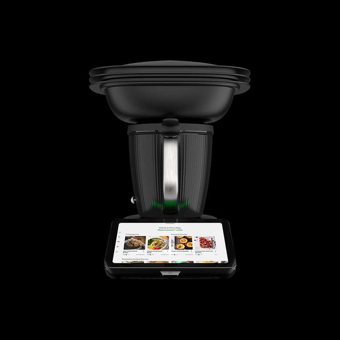 Nou: Thermomix TM7, profesional. Gateste sanatos, rapid si gustos