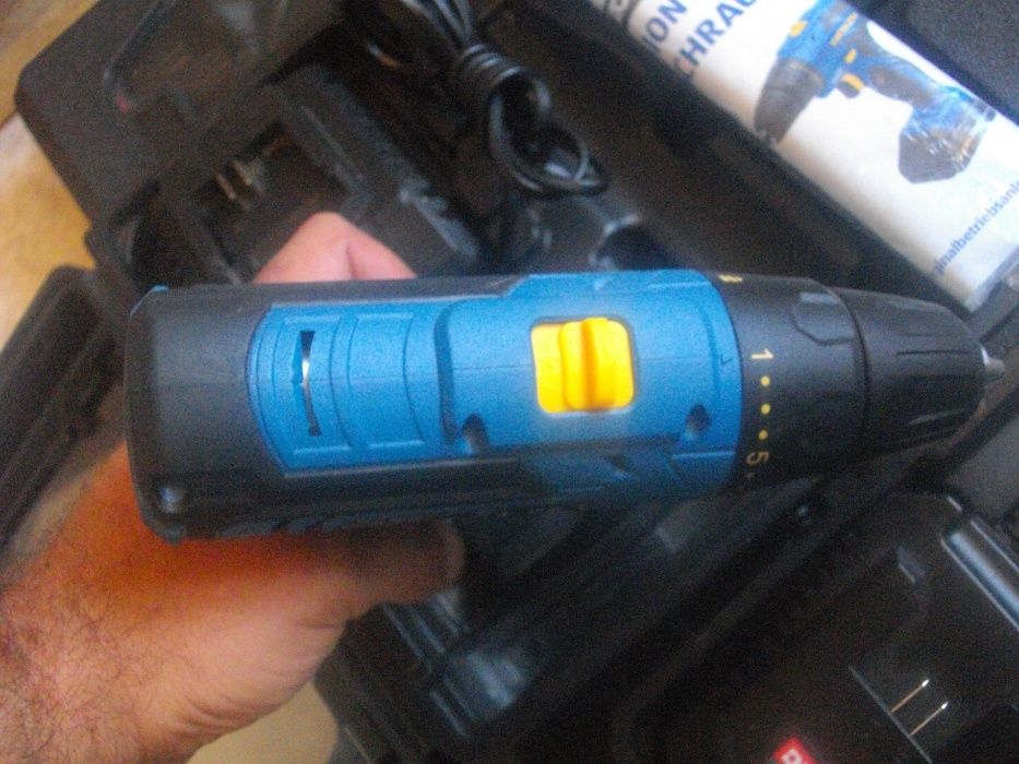 Нов 12V Li-ion Workzone DuroPro Боди Винтоверт+Зарядно+Куфар Немски12В