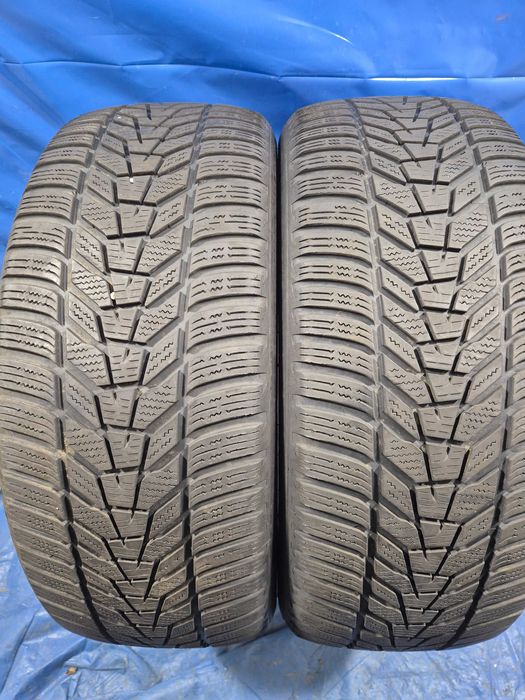 235/50/19 103V Hankook