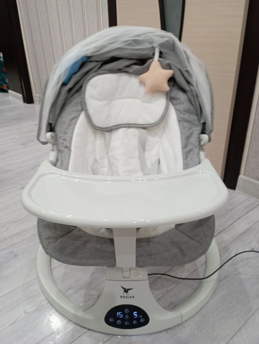 Детское кресло качалка