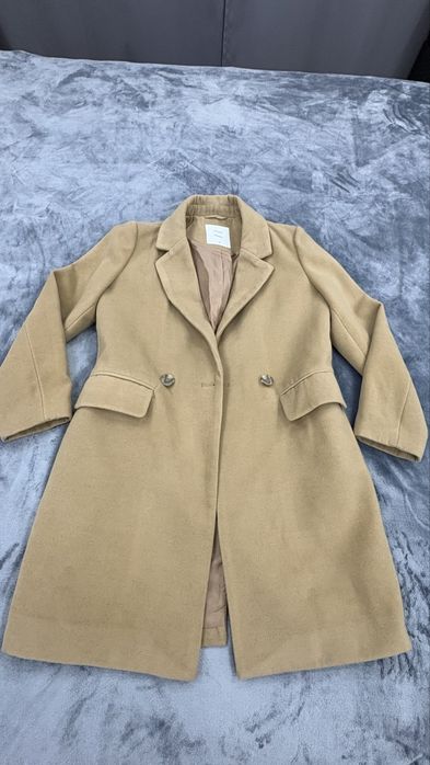 Стилно дамско палто в карамелено кафяво