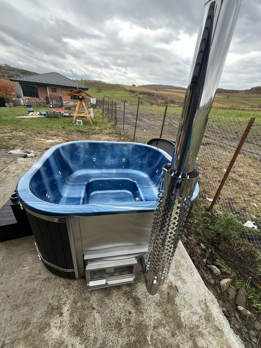 Ciubar din acril si sauna