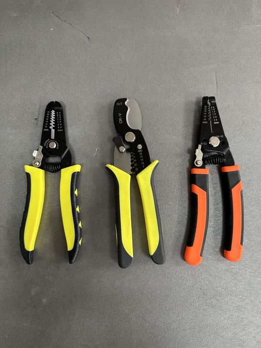 Клещи за рязане и оголване на кабели