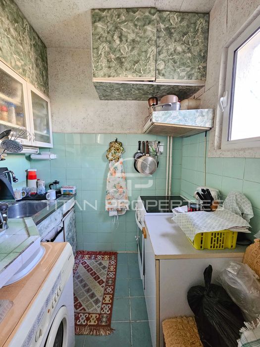 Продава се Тристаен апартамент в Пловдив, Изгрев - 64 кв.м за 1250 €/кв.м - Снимка #7