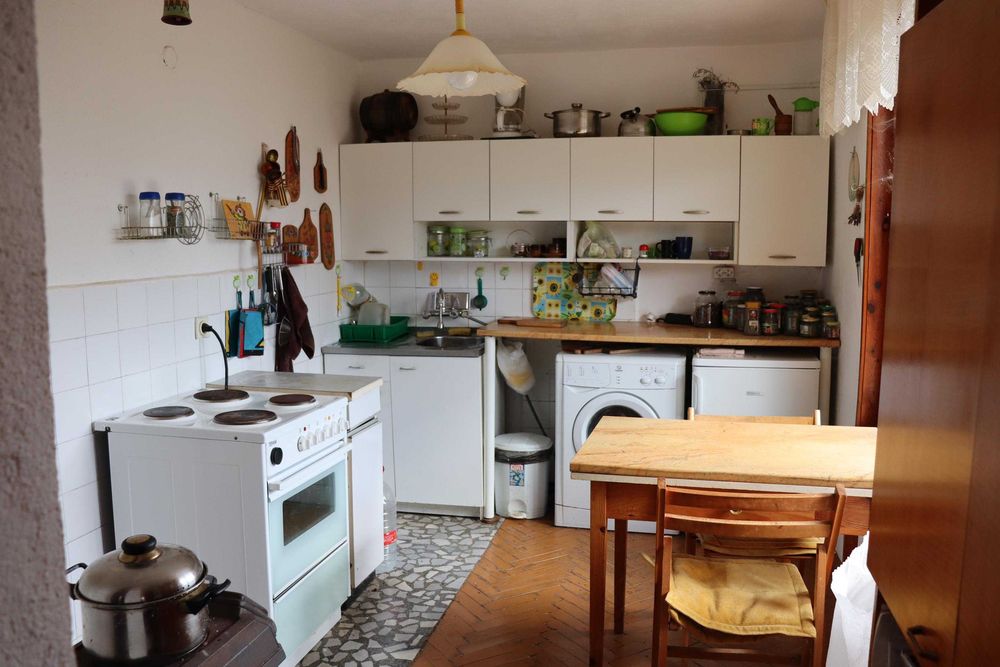 Продава се Къща в София, Фондови жилища - 160 кв.м за 1032 €/кв.м - Снимка #4