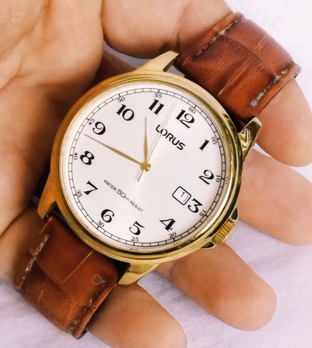 Ceas bărbătesc Lorus by Seiko cu quartz, carcasă din oțel inoxidabil si curea din piele