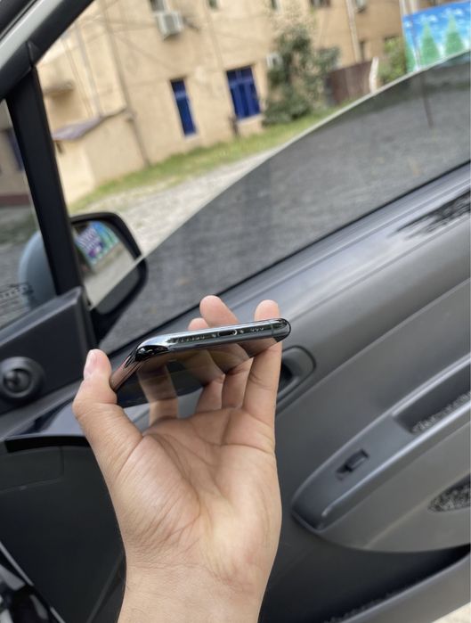 iPhone 11pro 64gb