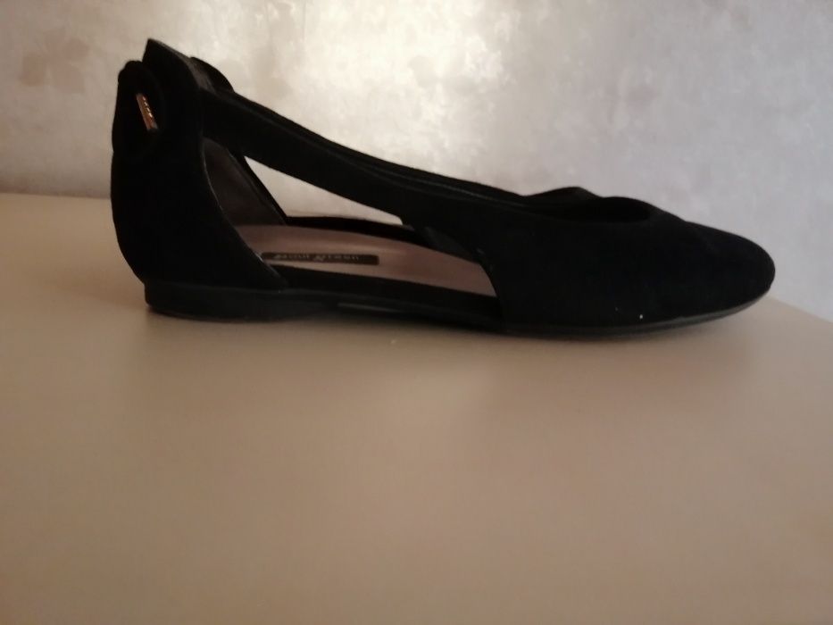 Balerini piele întoarsă