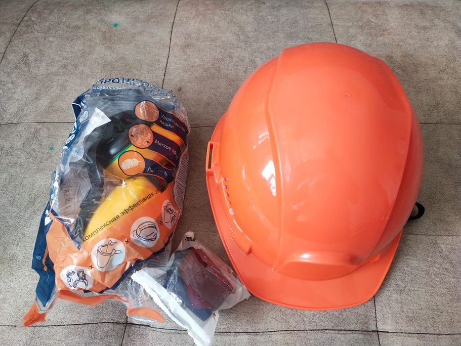 Продам каску за 5000тнг.