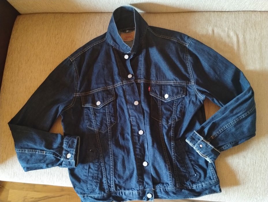 Geaca blugi Levi's XL-2XL ca noua