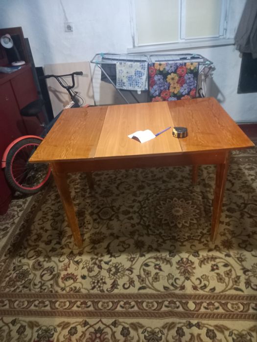 Стол стуля сатылады