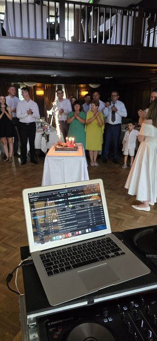 Dj Evenimente Cununie Botez Nunta Corporate  Sonorizare Lumini Bucures