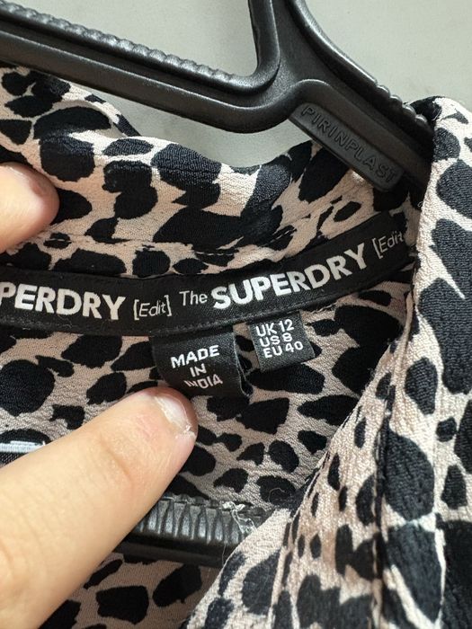Дамска рокля на Superdry