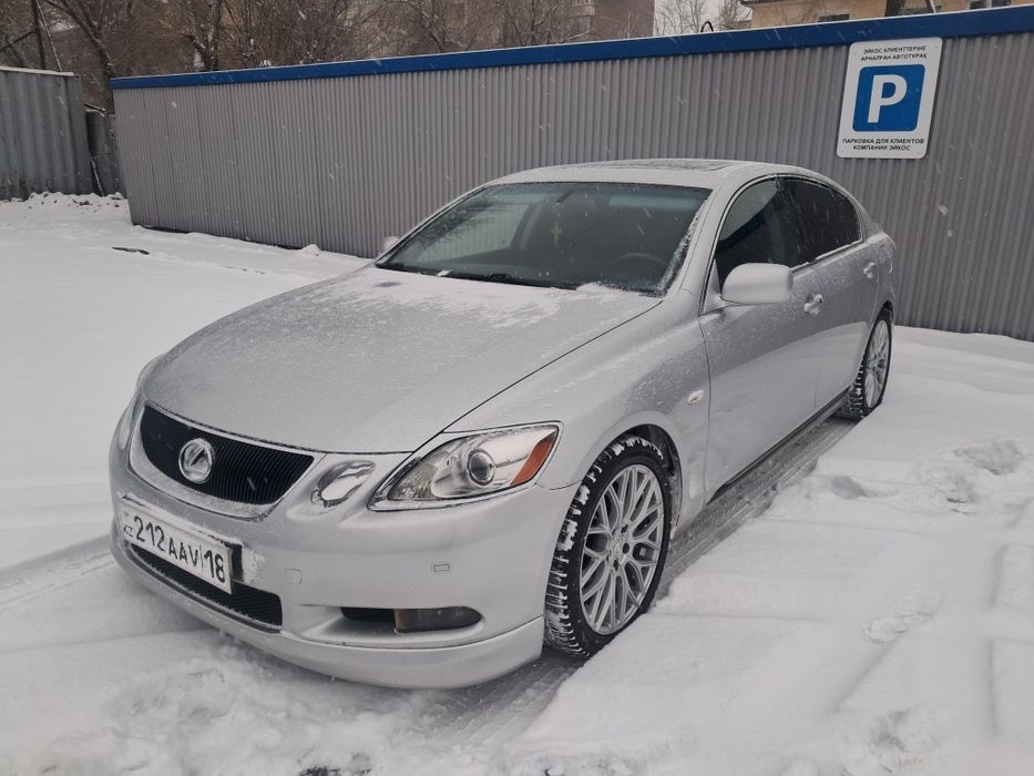 Lexus GS300. В отличном состоянии.