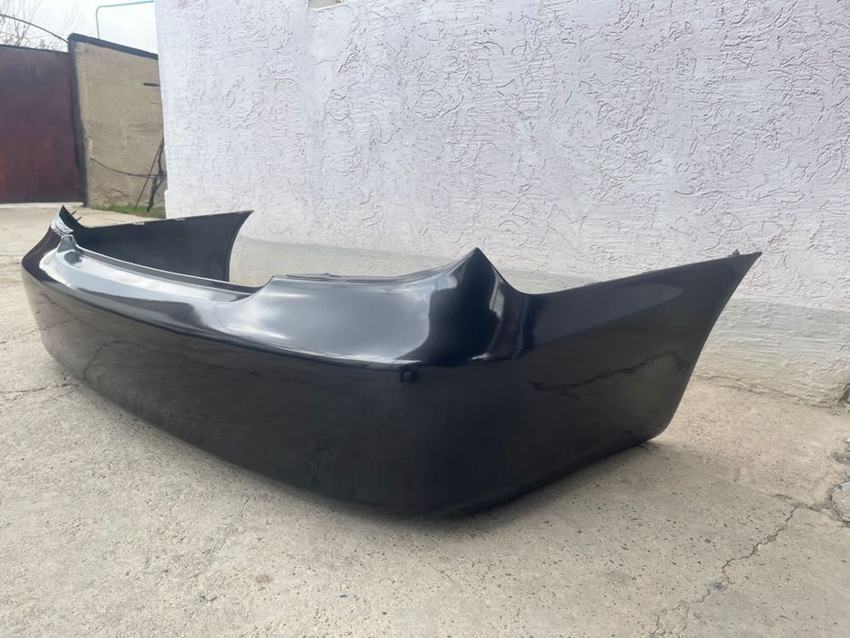 Задний бампер камри 35